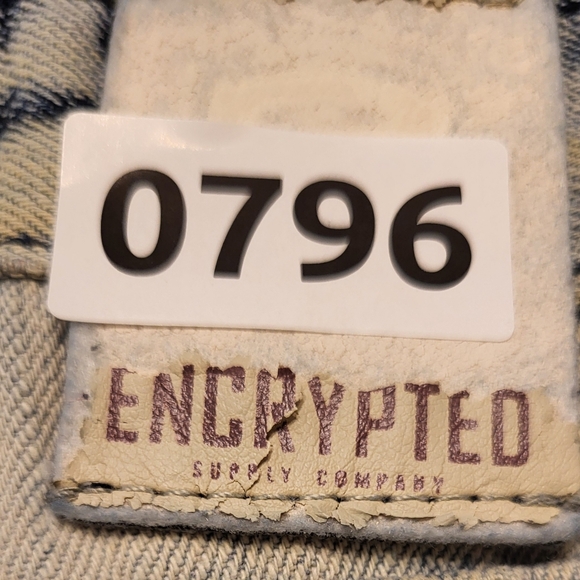 Encrypted Distressed Grungy Blue Jeans for Boys Size 16 Y2k - Picture 5 of 5